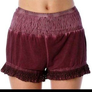 Vintage Style Ruffle Shorts